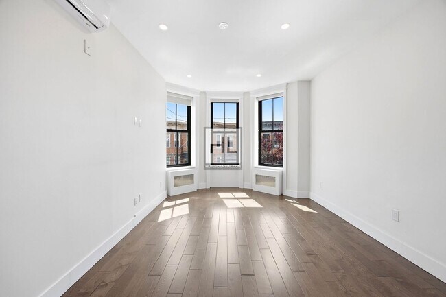Building Photo - 74-43 61 STREET