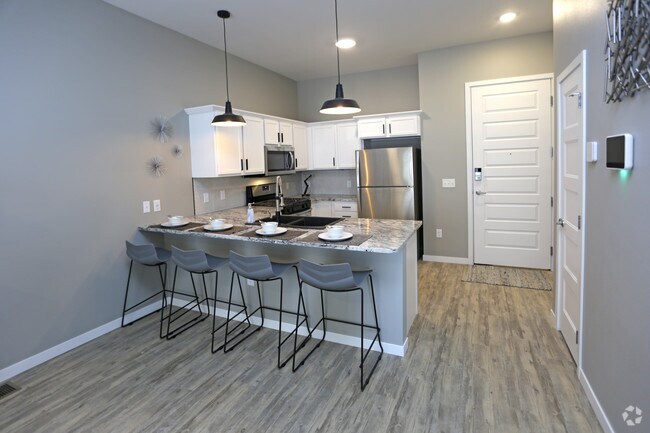 1HAB, 1BA, Modelo - 704 ft² - The Cascade at The Steel District