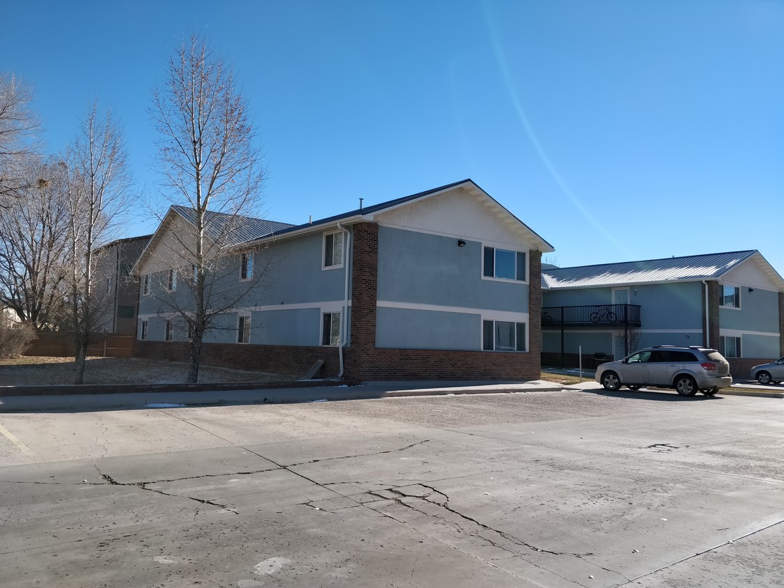 Foto principal - 2800 E Garfield St