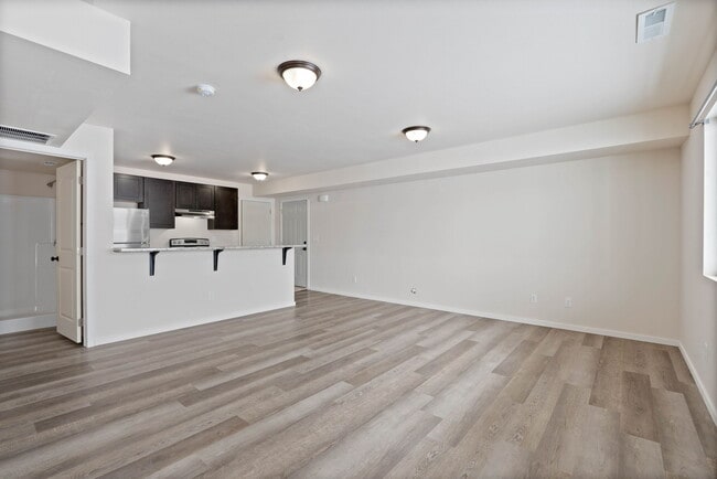 Building Photo - 9116 W Winona Rd