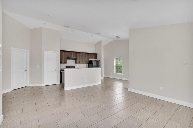 Building Photo - 1206 Beechdale Dr