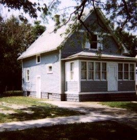 Primary Photo - 3237 Maplewood Ave