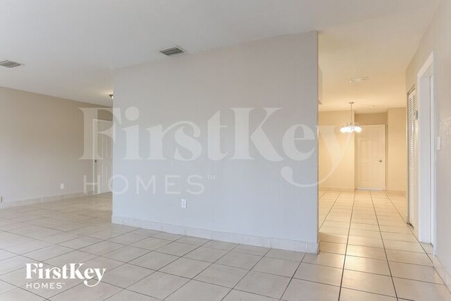 Foto del edificio - 1251 NW 56th Ave