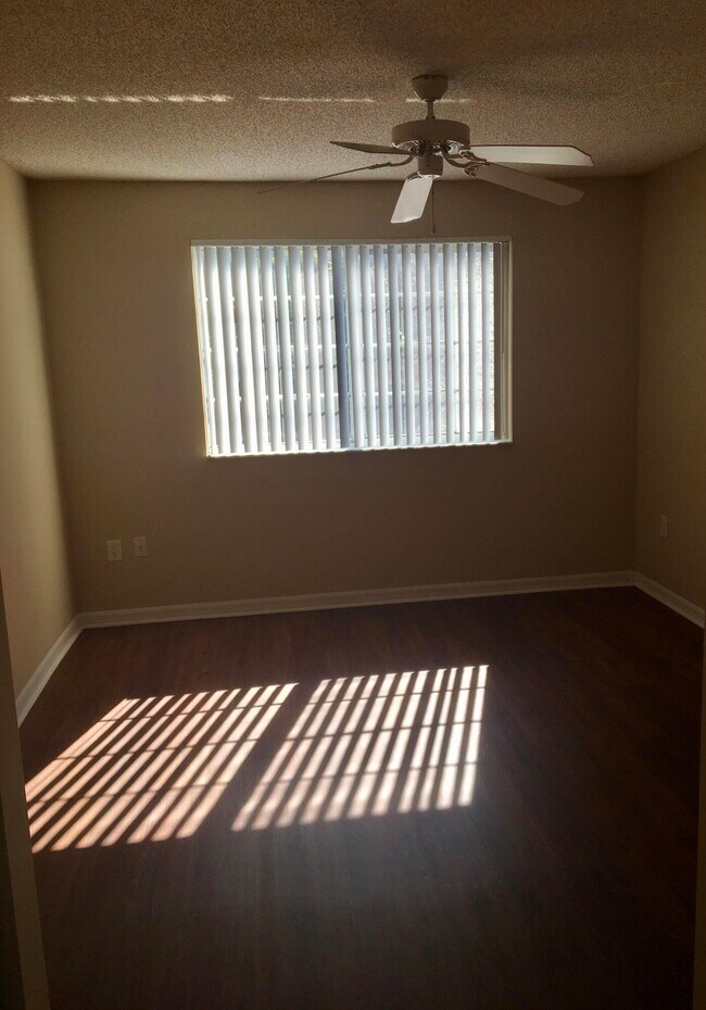 Foto del edificio - 4183 Haverhill Rd