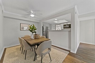 Interior Photo - Lakeside Apartments