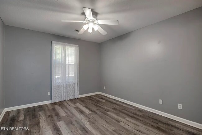 Foto del edificio - 1853 Tillery Square Ln
