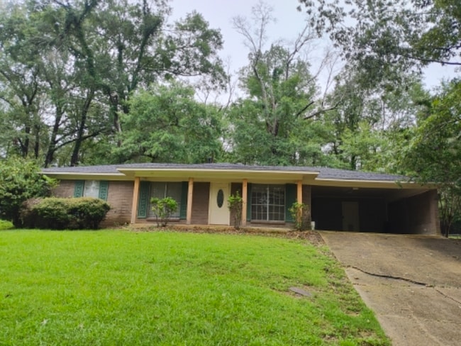 Building Photo - 402 Oakhill Cir