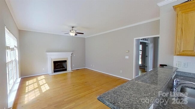 Foto del edificio - 12111 Carolina Oak Cir