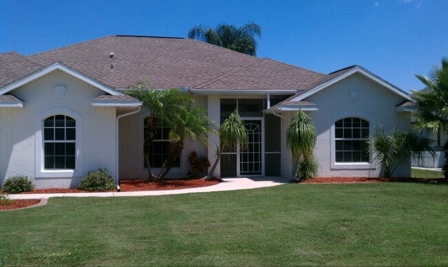 Building Photo - 3051 Wynstone Dr