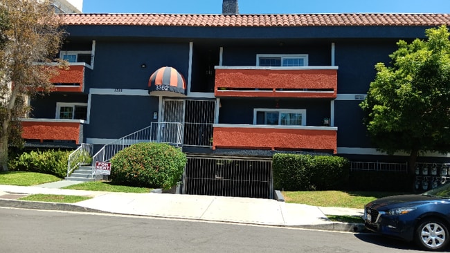 Photo - 3352 Oakhurst Ave Apartment