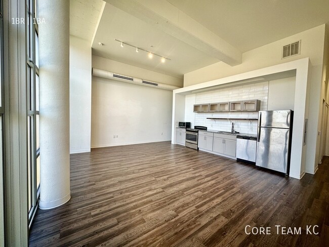 Foto del edificio - Recently Renovated 1 Bedroom in Westside