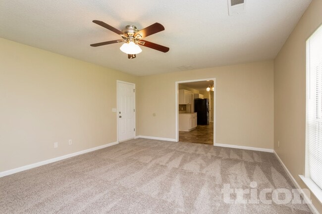 Foto del edificio - 2198 Colony Dr