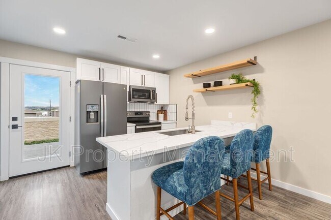 Foto del edificio - 2506 Castle Pines Dr