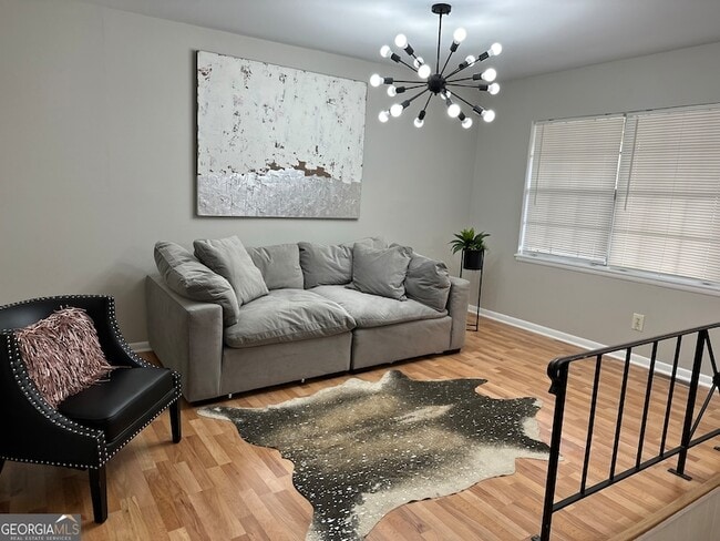 Building Photo - 1613 Apple Valley Dr