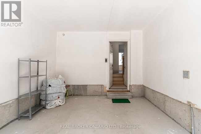 Building Photo - 1371 Gull Crossing