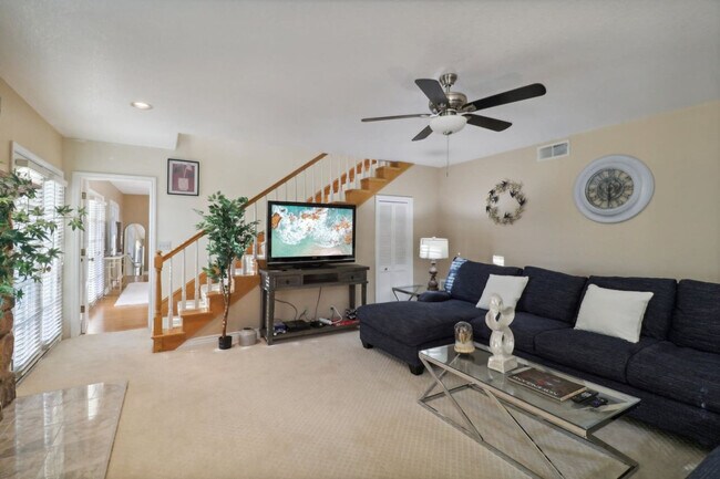 Foto del edificio - 2908 Lakemont Dr