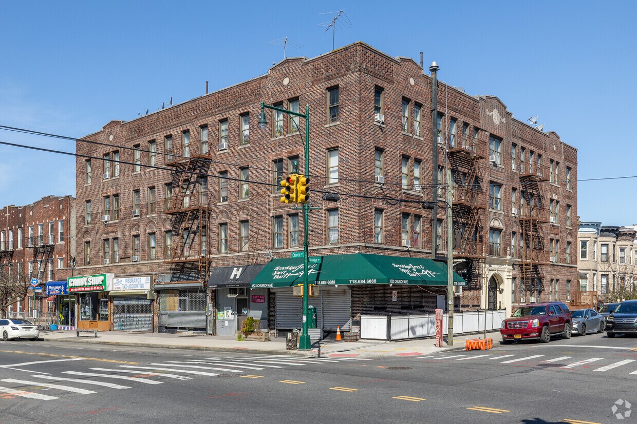 916 Brooklyn Ave Brooklyn, NY 11203-2850 - 916 Brooklyn Ave