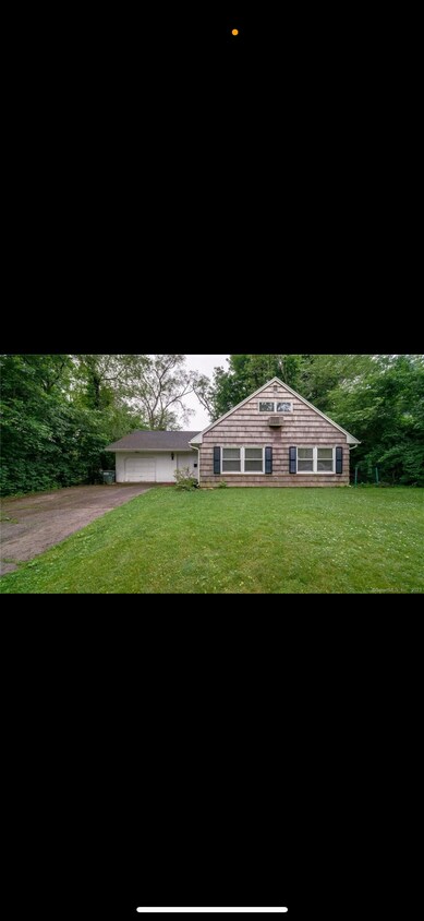 Primary Photo - 567 Palmetto Rd