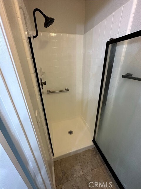 Building Photo - 29742 Strawberry Hill Dr