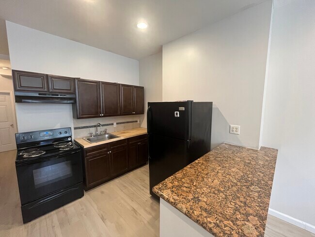 cocina - 338 N 63rd st