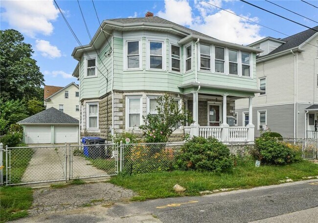 Building Photo - 111 2nd St