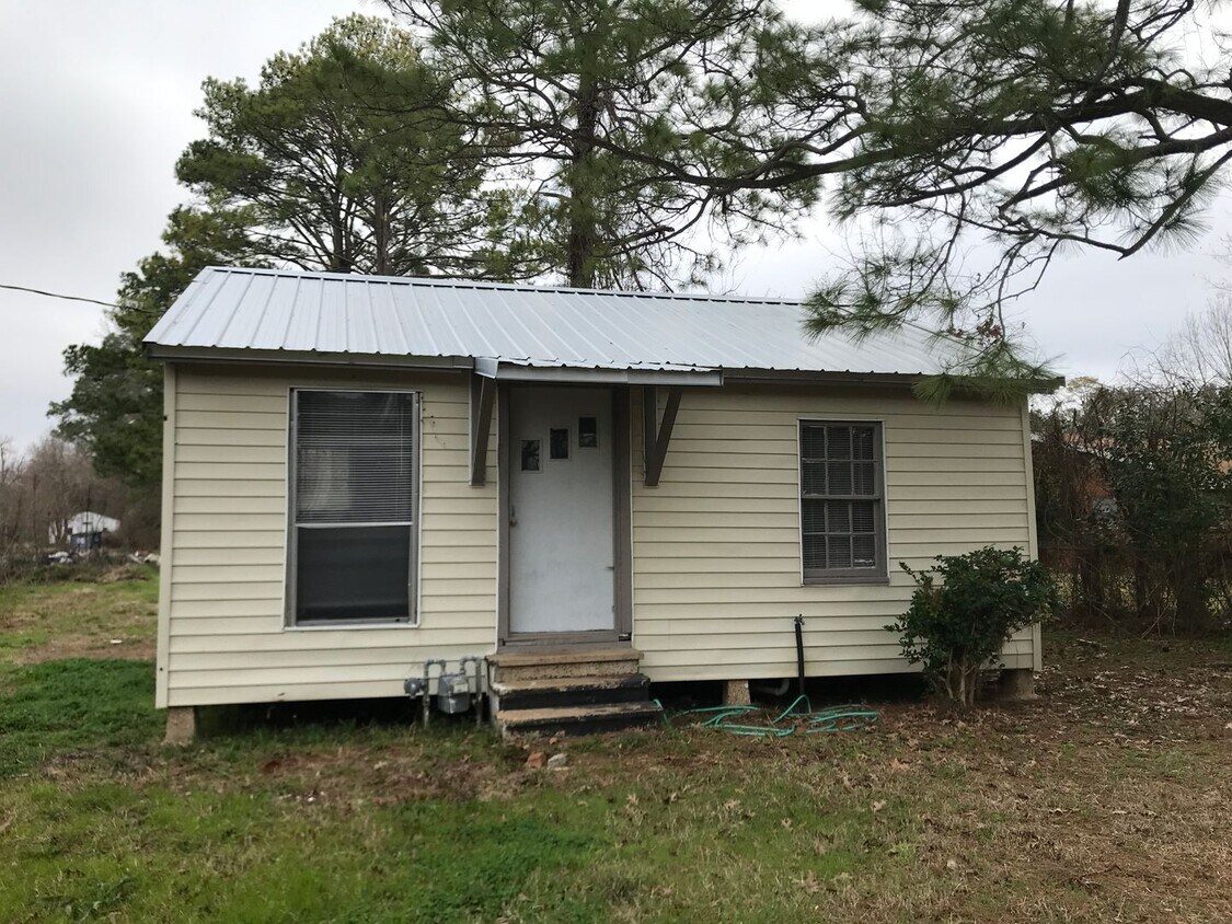 Primary Photo - 5204 Francis St - Alexandria, off Communit...