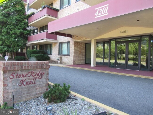 Building Photo - 4201 Cherry Hill Rd
