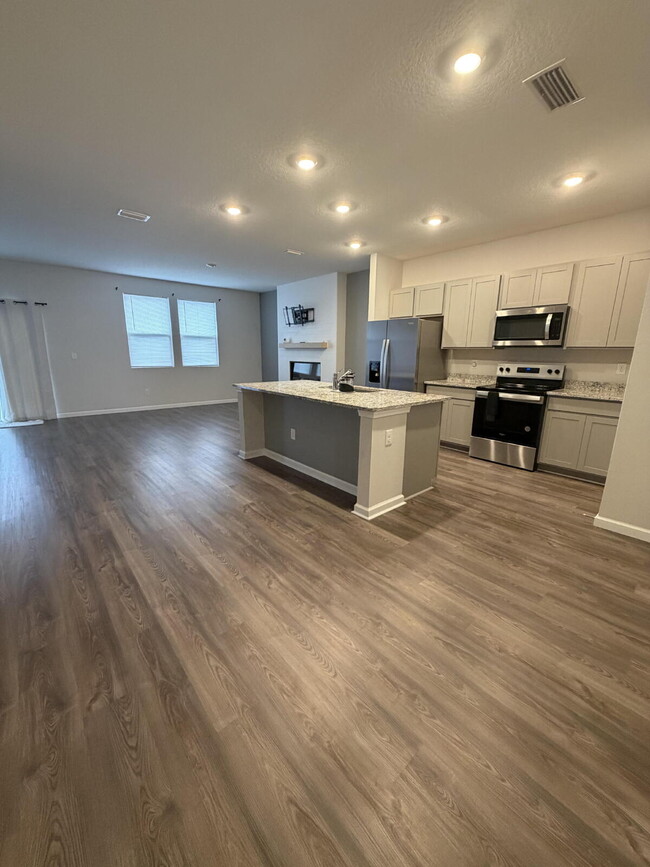 Building Photo - Macadamia Lane for Rent