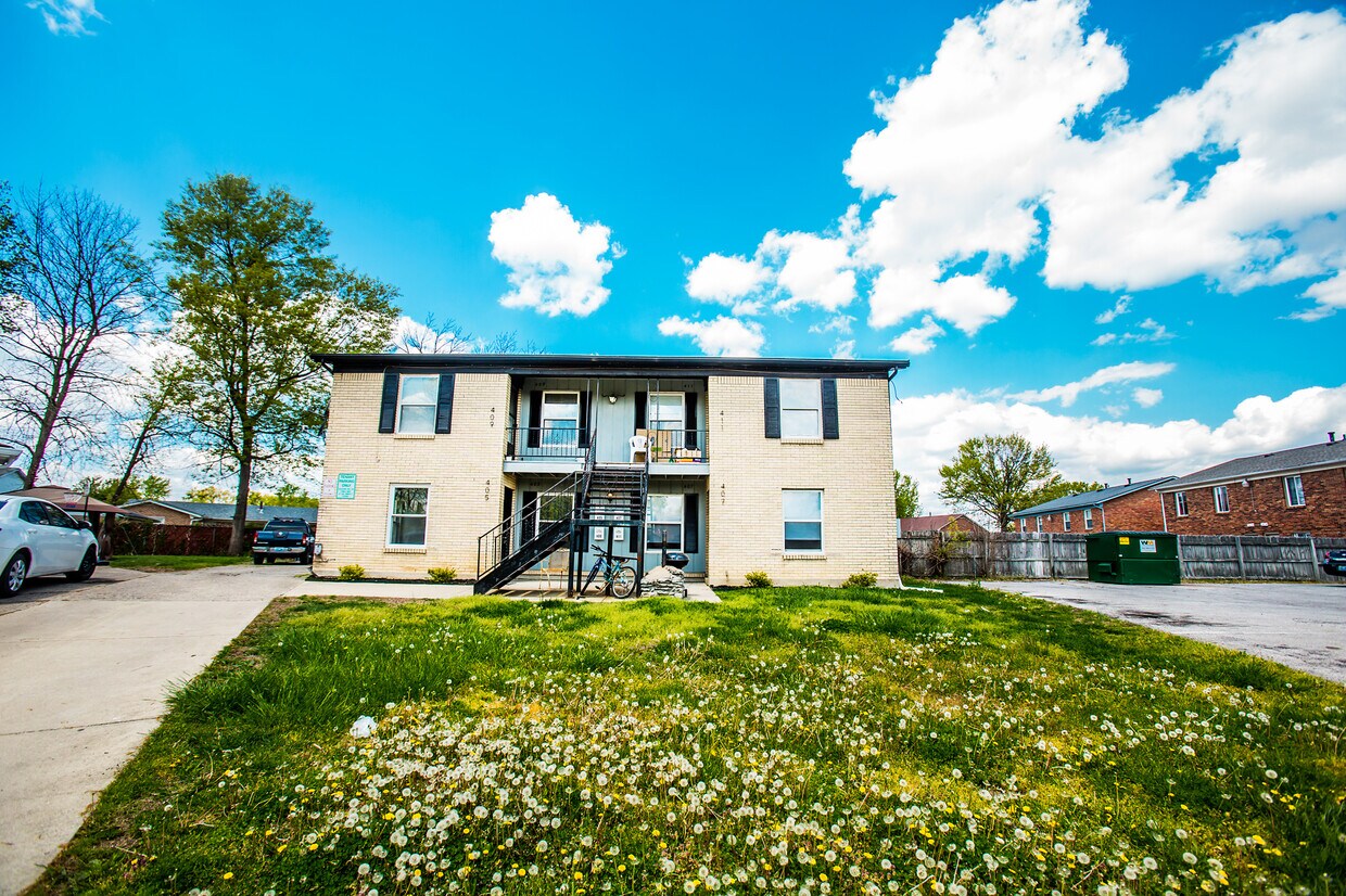 407 Garrison Ct, Louisville, KY 40214 Townhome Rentals in Louisville KY