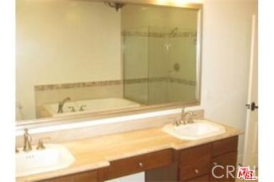 Foto del edificio - 10640 Woodbridge St