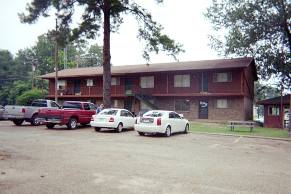 Building Photo - Lone Star Apartments