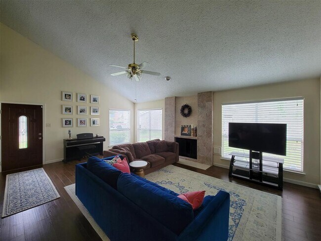 Foto del edificio - 2914 Waypark Dr