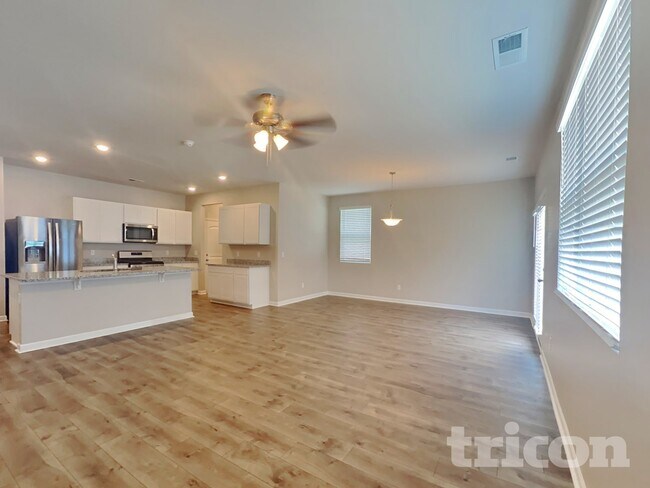 Foto del edificio - 6941 Sunny Parks Dr