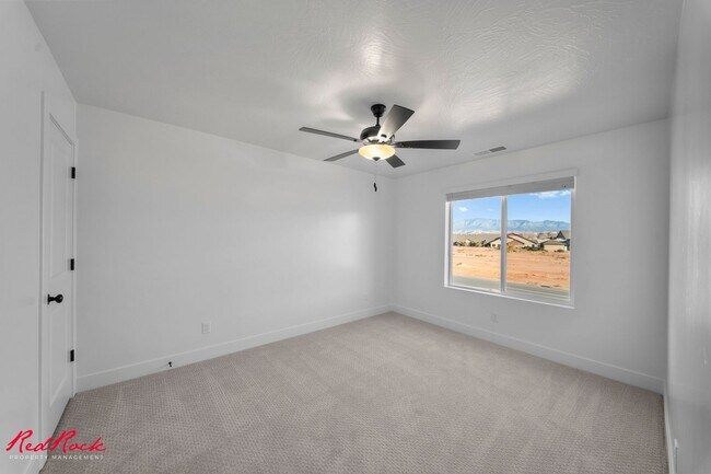 Foto del edificio - 1037 E Malibu Ln