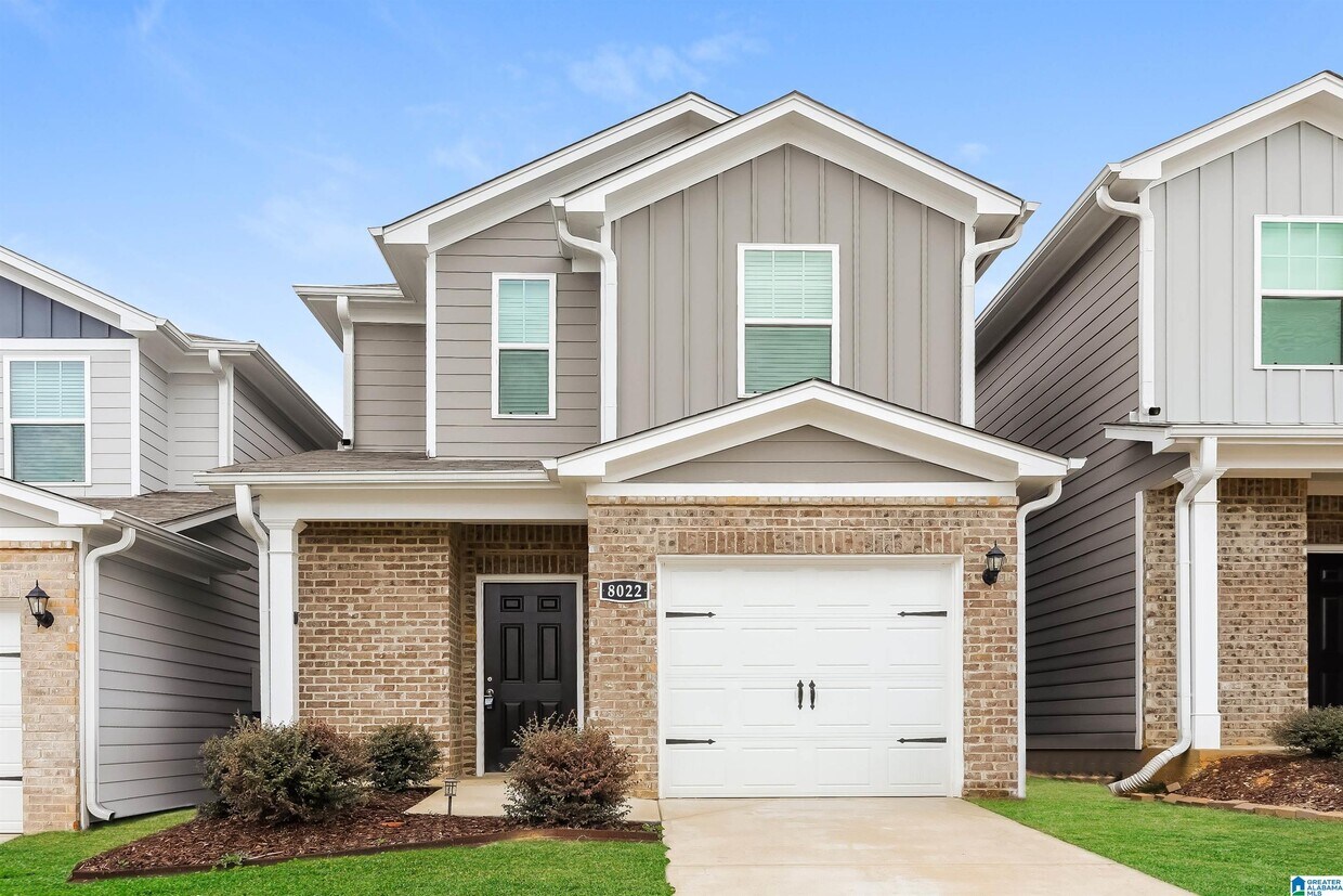 Foto principal - 8022 Hagood St