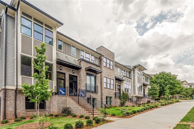 Building Photo - 3561 Blair Cir NE