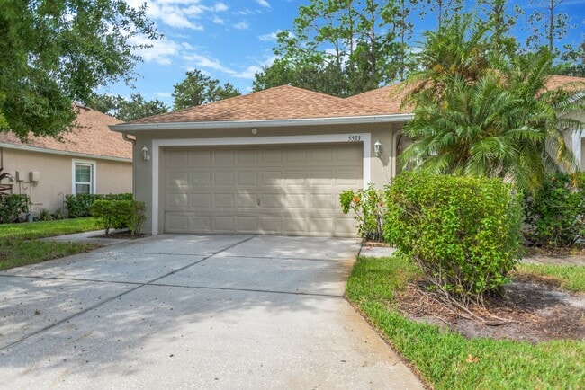 Building Photo - Zephyrhills Rental
