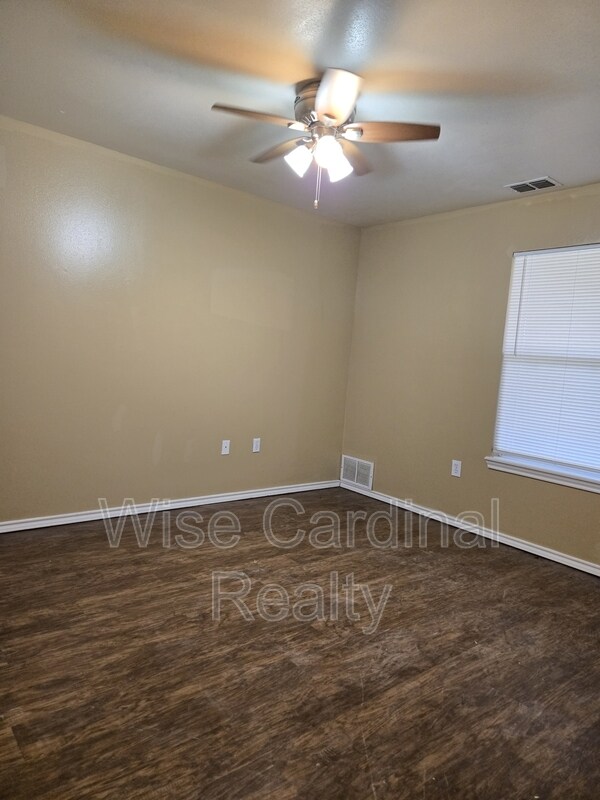 Foto del edificio - 612 N Englewood Ave