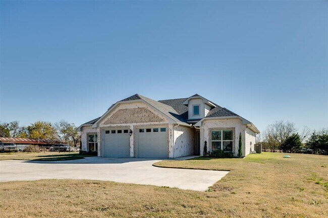 Building Photo - 3001 TX-34