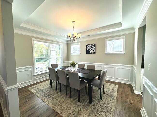 Building Photo - 321 Heritage Regency Dr