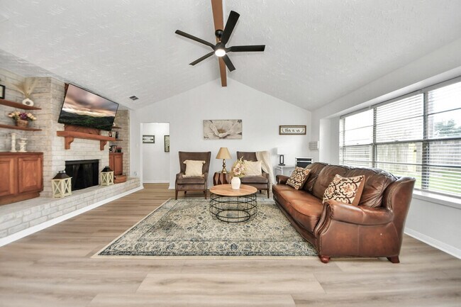 Building Photo - 2179 Fort Laramie Dr