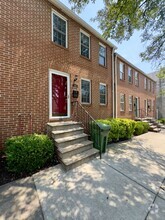 Building Photo - 1007 N Central Ave