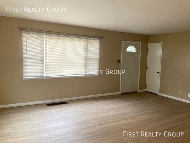 Building Photo - 3608 W. Siebenthaler-