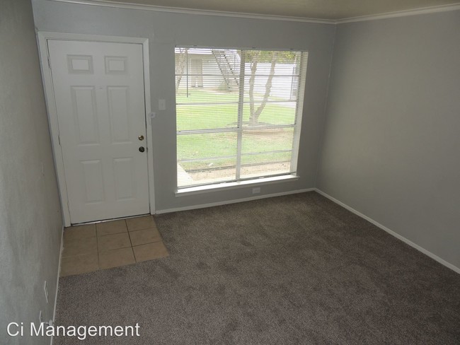 Foto del edificio - 4716 Sycamore St