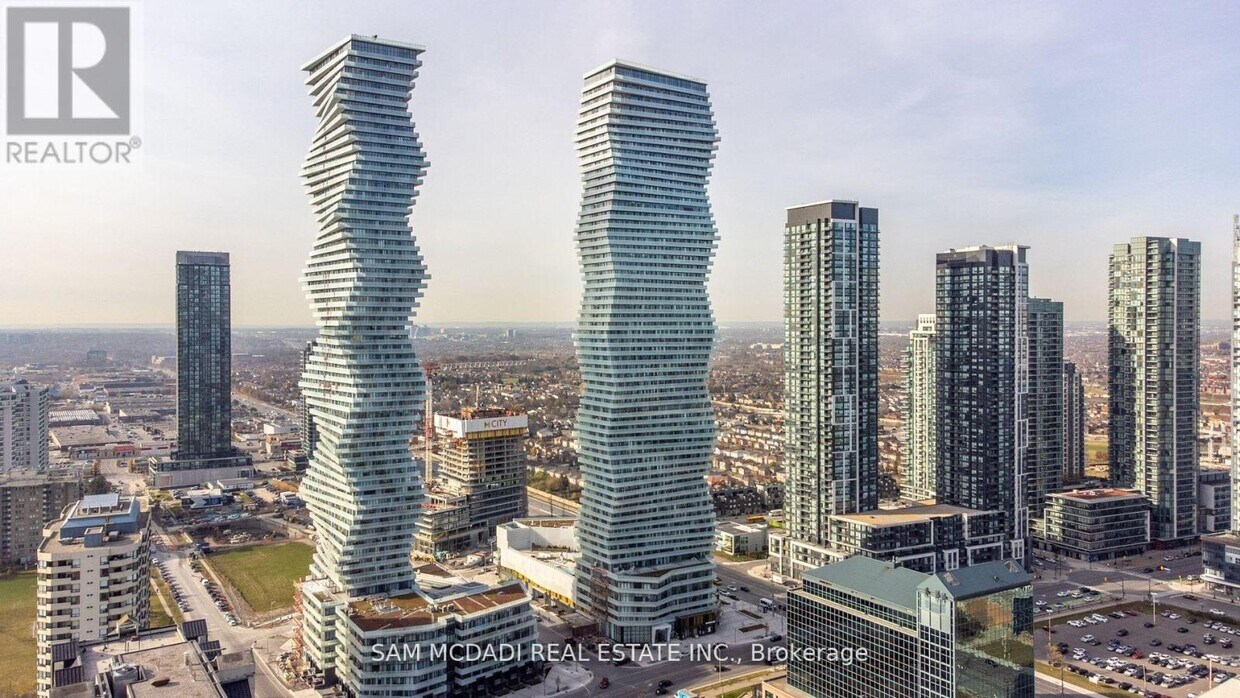 Photo principale - 3900-3900 Confederation Pkwy