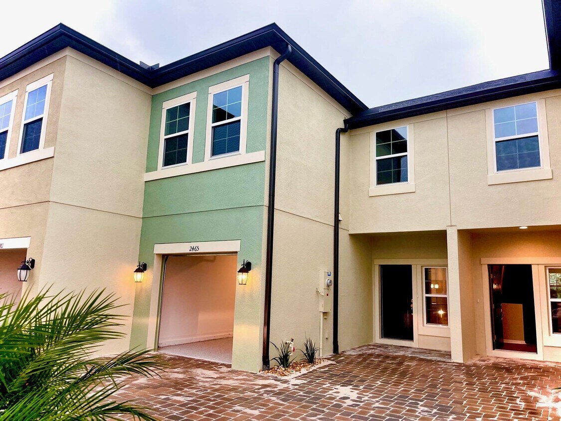 Main Entrance - 2465 Stapleford Pl