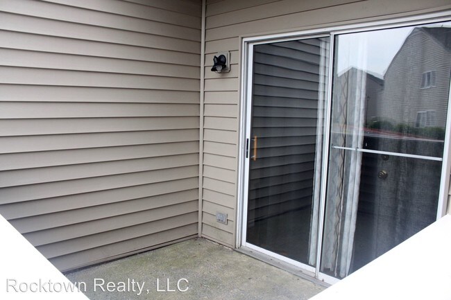 Building Photo - 1438 Bradley Dr