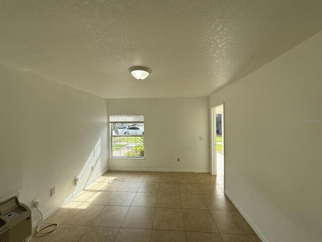 Foto del edificio - 316 Mango Dr