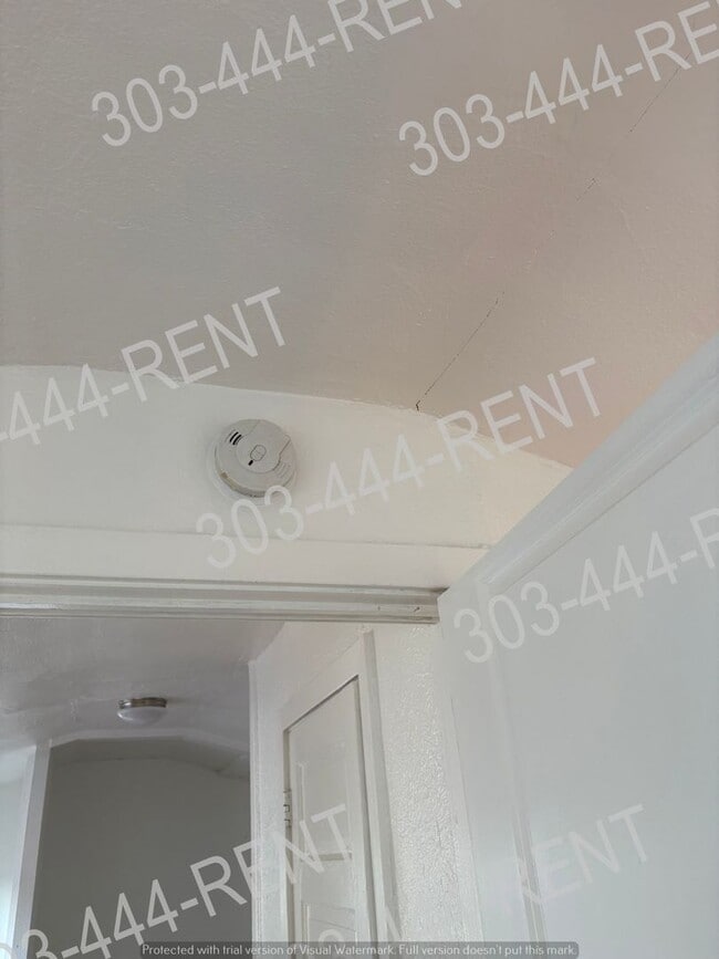 Building Photo - 10625