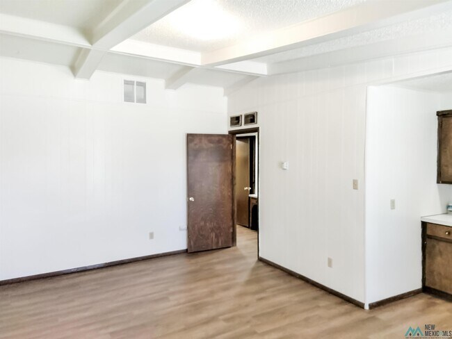Foto del edificio - 1515 1 W 18th St